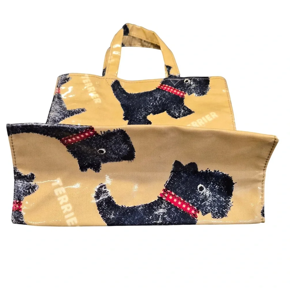 Yamatoya Tokyo Hi-Bag Scottish Terrier Print Coated Tote Bag Tan Black Red